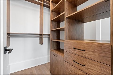 Tiny photo for 2617 N Seminary Avenue #3S, Chicago, IL 60614 (MLS # 12458943)
