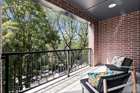 Tiny photo for 2617 N Seminary Avenue #3S, Chicago, IL 60614 (MLS # 12458943)