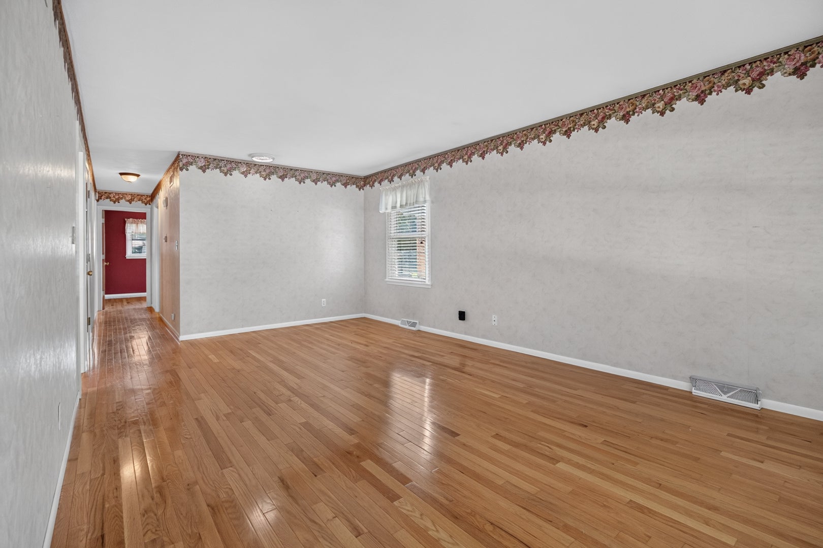1204 Searle Drive