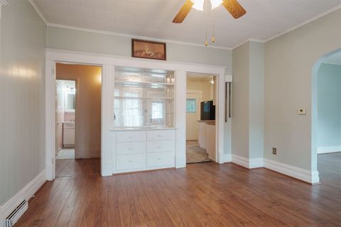 Tiny photo for 1405 W Mulberry Street, Bloomington, IL 61701 (MLS # 12433365)