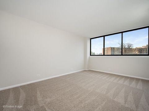 Tiny photo for 101 Bar Harbour Road #2M, Schaumburg, IL 60193 (MLS # 12581441)