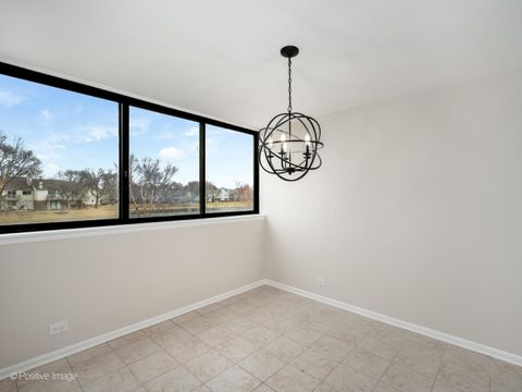 Tiny photo for 101 Bar Harbour Road #2M, Schaumburg, IL 60193 (MLS # 12581441)