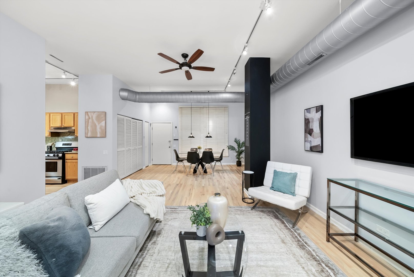 1448 N Orleans Street 1B