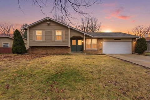 Tiny photo for 1348 Sheffield Drive, Elgin, IL 60123 (MLS # 12584472)