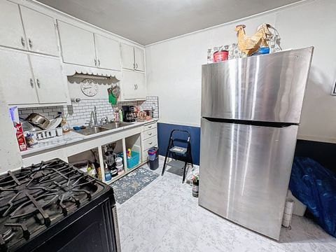 Tiny photo for 1404 Kirkwood Boulevard, Davenport, IA 52803 (MLS # 12590824)