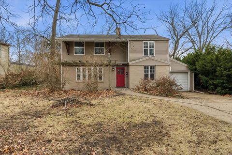 Tiny photo for 911 Foley Avenue, Champaign, IL 61820 (MLS # 12569699)
