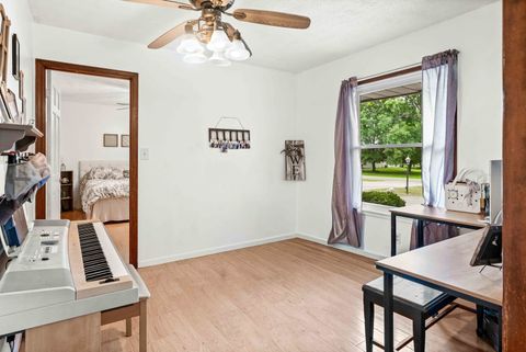Tiny photo for 108 Cardinal Drive, Leroy, IL 61752 (MLS # 12482970)