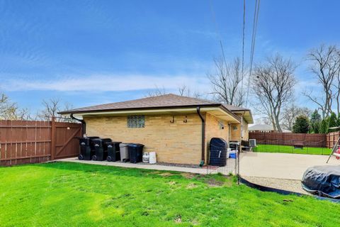 Tiny photo for 8124 W Courtland Avenue W, Harwood Heights, IL 60706 (MLS # 12614282)