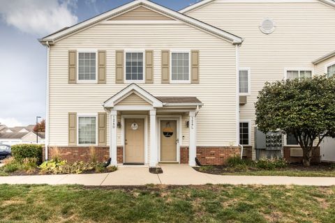 Photo of 124 Bertram Drive #L, Yorkville, IL 60560 (MLS # 12498464)