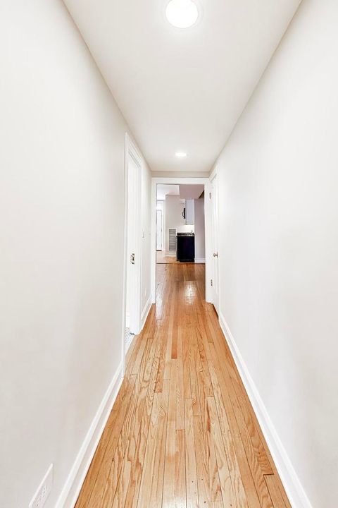 Tiny photo for 1734 W FOSTER Avenue #1, Chicago, IL 60640 (MLS # 12608494)