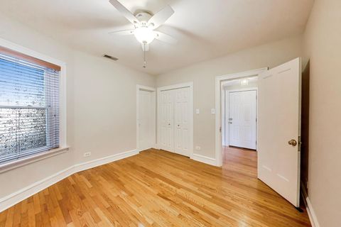 Tiny photo for 1734 W FOSTER Avenue #1, Chicago, IL 60640 (MLS # 12608494)