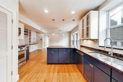 Tiny photo for 1734 W FOSTER Avenue #1, Chicago, IL 60640 (MLS # 12608494)