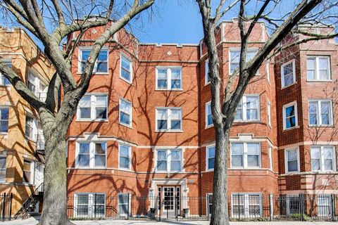 1734 W FOSTER Avenue 1 Chicago IL 60640
