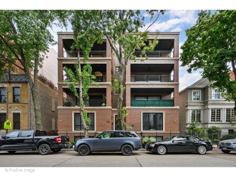 Photo of 1719 N Burling Street #4N, Chicago, IL 60614 (MLS # 12771177)