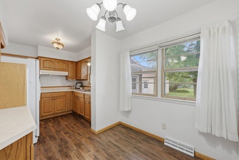 Tiny photo for 1871 41st Street, Moline, IL 61265 (MLS # 12747249)