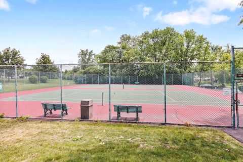 Tiny photo for 129 Acacia Circle #106E, Indian Head Park, IL 60525 (MLS # 12558071)