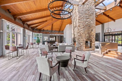 Tiny photo for 129 Acacia Circle #106E, Indian Head Park, IL 60525 (MLS # 12558071)