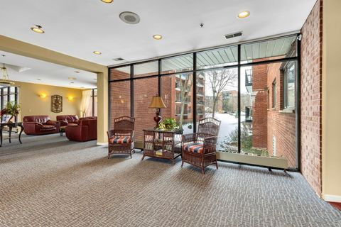 Tiny photo for 129 Acacia Circle #106E, Indian Head Park, IL 60525 (MLS # 12558071)