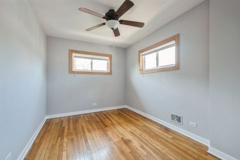 Tiny photo for 1718 Hovland Court, Evanston, IL 60201 (MLS # 12463934)