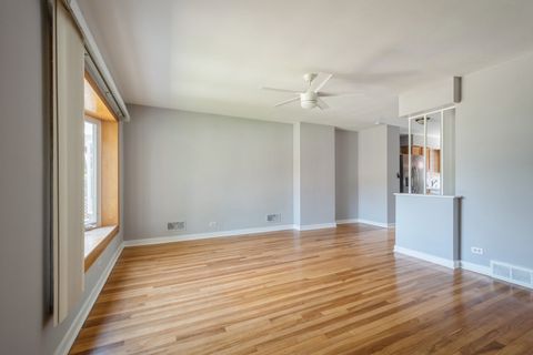 Tiny photo for 1718 Hovland Court, Evanston, IL 60201 (MLS # 12463934)