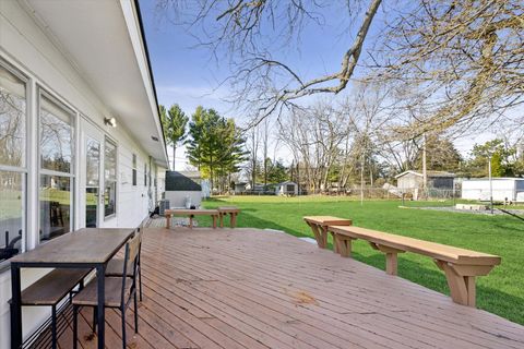 Tiny photo for 4709 William Street, McHenry, IL 60051 (MLS # 12606998)