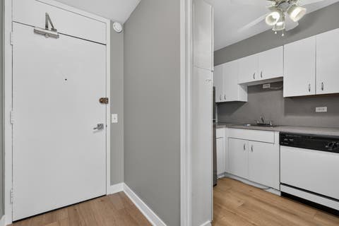 Tiny photo for 1560 N Sandburg Terrace #1905J, Chicago, IL 60610 (MLS # 12703523)