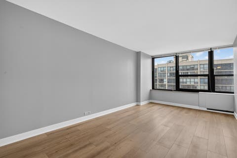 Tiny photo for 1560 N Sandburg Terrace #1905J, Chicago, IL 60610 (MLS # 12703523)