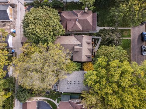 Tiny photo for 1620 Washington Avenue, Wilmette, IL 60091 (MLS # 12604897)