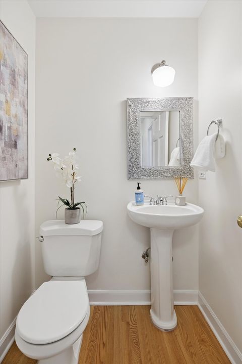 Tiny photo for 1620 Washington Avenue, Wilmette, IL 60091 (MLS # 12604897)