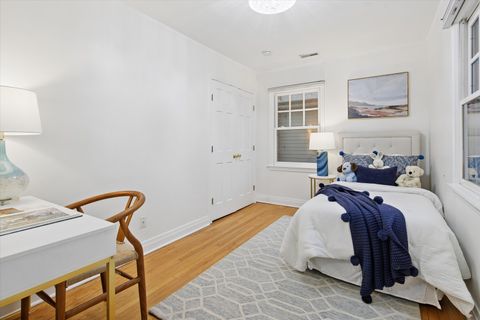 Tiny photo for 1620 Washington Avenue, Wilmette, IL 60091 (MLS # 12604897)