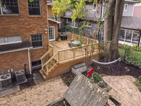 Tiny photo for 1620 Washington Avenue, Wilmette, IL 60091 (MLS # 12604897)