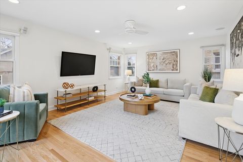 Tiny photo for 1620 Washington Avenue, Wilmette, IL 60091 (MLS # 12604897)