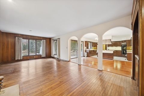 Tiny photo for 28 Concord Drive, Oak Brook, IL 60523 (MLS # 12515060)