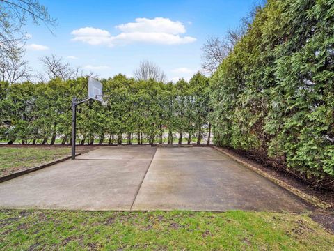 Tiny photo for 2409 The Strand, Northbrook, IL 60062 (MLS # 12615919)