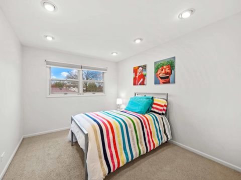 Tiny photo for 2409 The Strand, Northbrook, IL 60062 (MLS # 12615919)