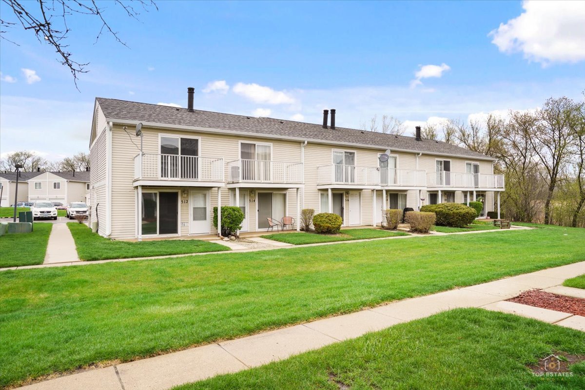 512 MEADOW GREEN Lane