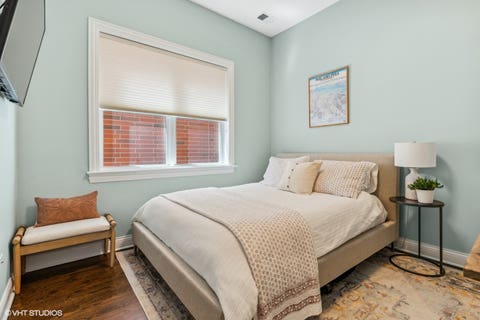 Tiny photo for 1165 W Eddy Street #2W, Chicago, IL 60657 (MLS # 12608299)