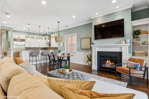 Tiny photo for 1165 W Eddy Street #2W, Chicago, IL 60657 (MLS # 12608299)