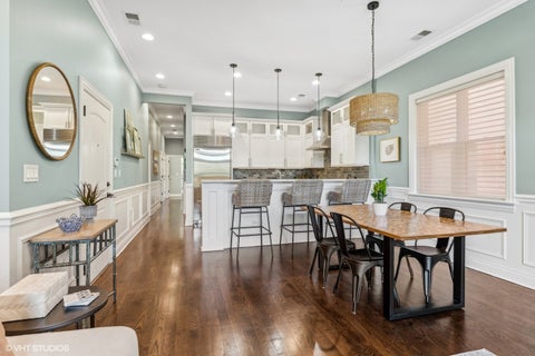 Tiny photo for 1165 W Eddy Street #2W, Chicago, IL 60657 (MLS # 12608299)