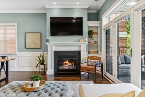 Tiny photo for 1165 W Eddy Street #2W, Chicago, IL 60657 (MLS # 12608299)