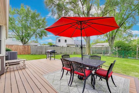 Tiny photo for 3790 Whispering Trails Drive, Hoffman Estates, IL 60192 (MLS # 12595630)