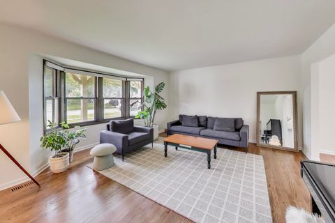 Tiny photo for 3790 Whispering Trails Drive, Hoffman Estates, IL 60192 (MLS # 12595630)