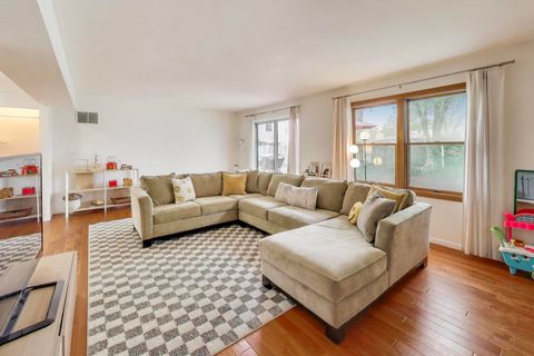 Tiny photo for 3790 Whispering Trails Drive, Hoffman Estates, IL 60192 (MLS # 12595630)