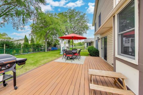 Tiny photo for 3790 Whispering Trails Drive, Hoffman Estates, IL 60192 (MLS # 12595630)