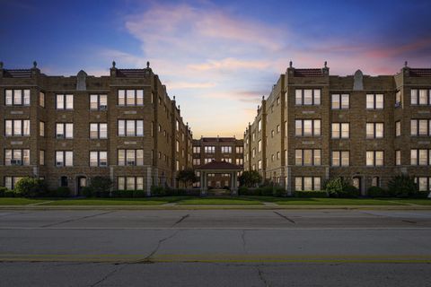 Photo of 1622 18TH Avenue #24, Rock Island, IL 61201 (MLS # 12631563)