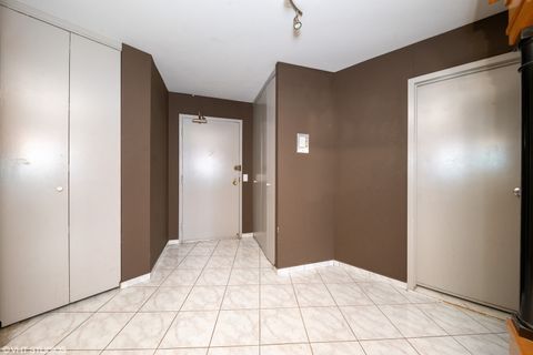 Tiny photo for 5415 N Sheridan Road #3405, Chicago, IL 60640 (MLS # 12423006)