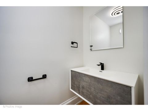 Tiny photo for 2334 N Oakley Avenue, Chicago, IL 60647 (MLS # 12537490)