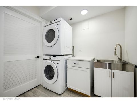 Tiny photo for 2334 N Oakley Avenue, Chicago, IL 60647 (MLS # 12537490)