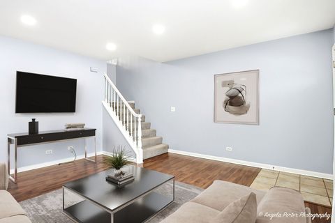 Tiny photo for 34110 N White Oak Lane #37B, Gurnee, IL 60031 (MLS # 12542469)