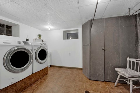 Tiny photo for 1520 Oakton Street, Park Ridge, IL 60068 (MLS # 12781586)